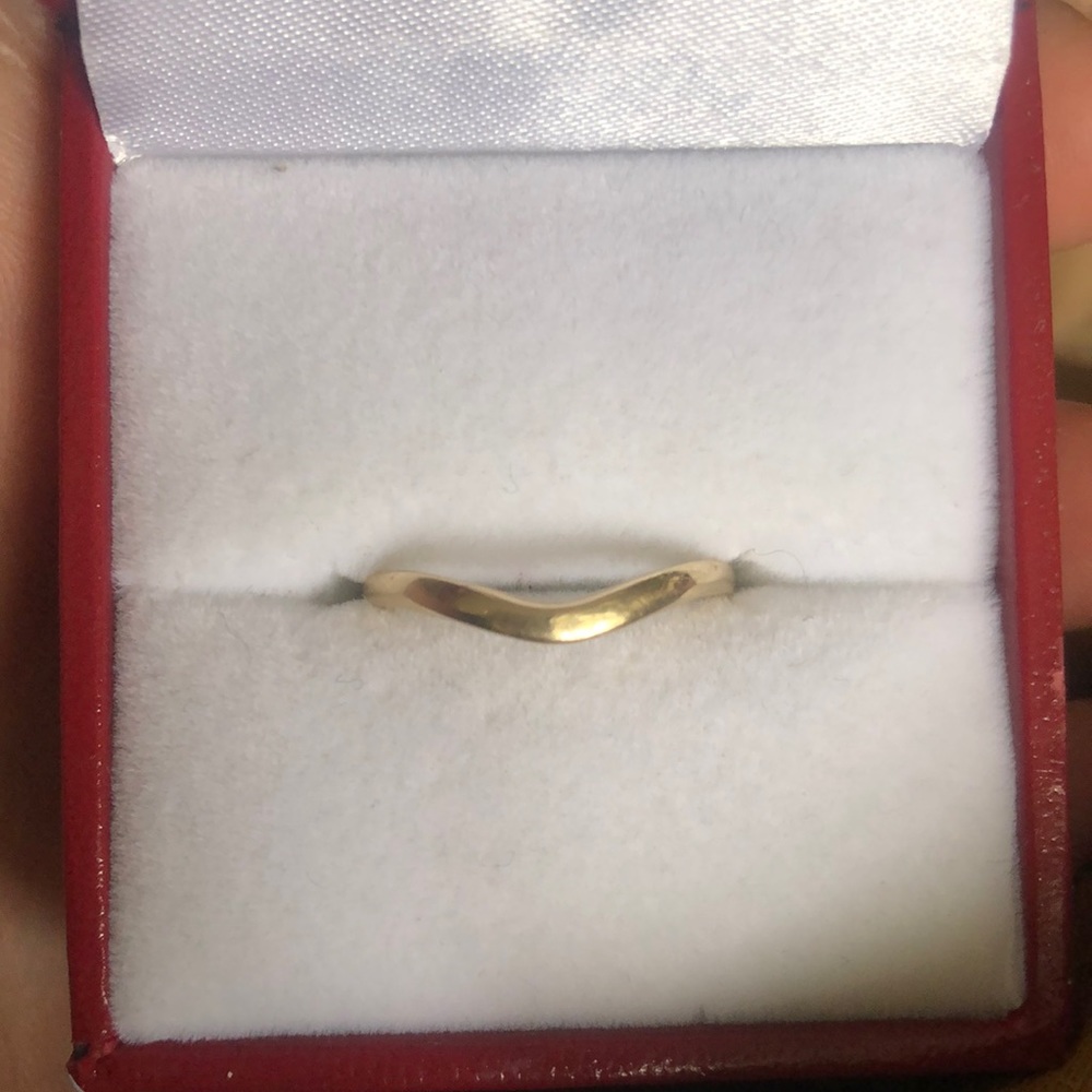14K Yellow Gold curved band